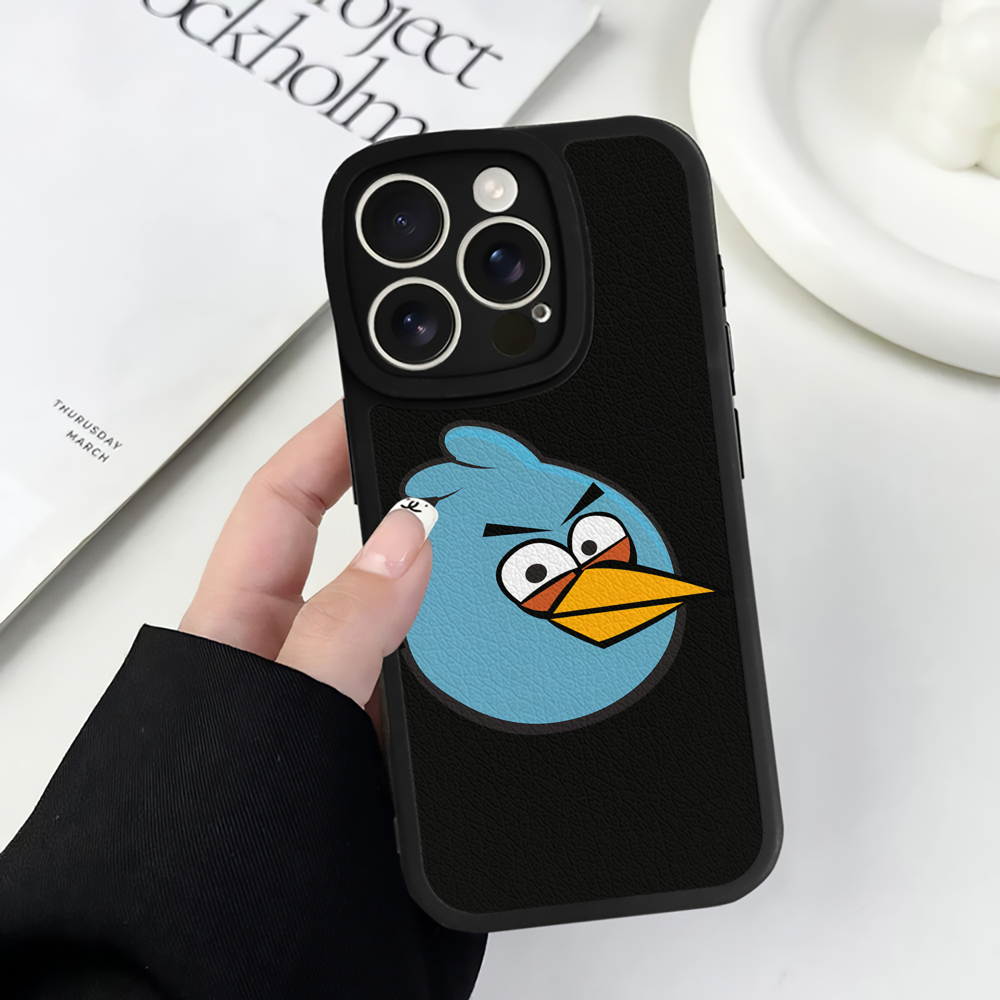 （画像用） Angry Birds アングリーバード 【iPhone 16シリーズ対応】シリコンスマホケース（レザー調） 材質：シリコン